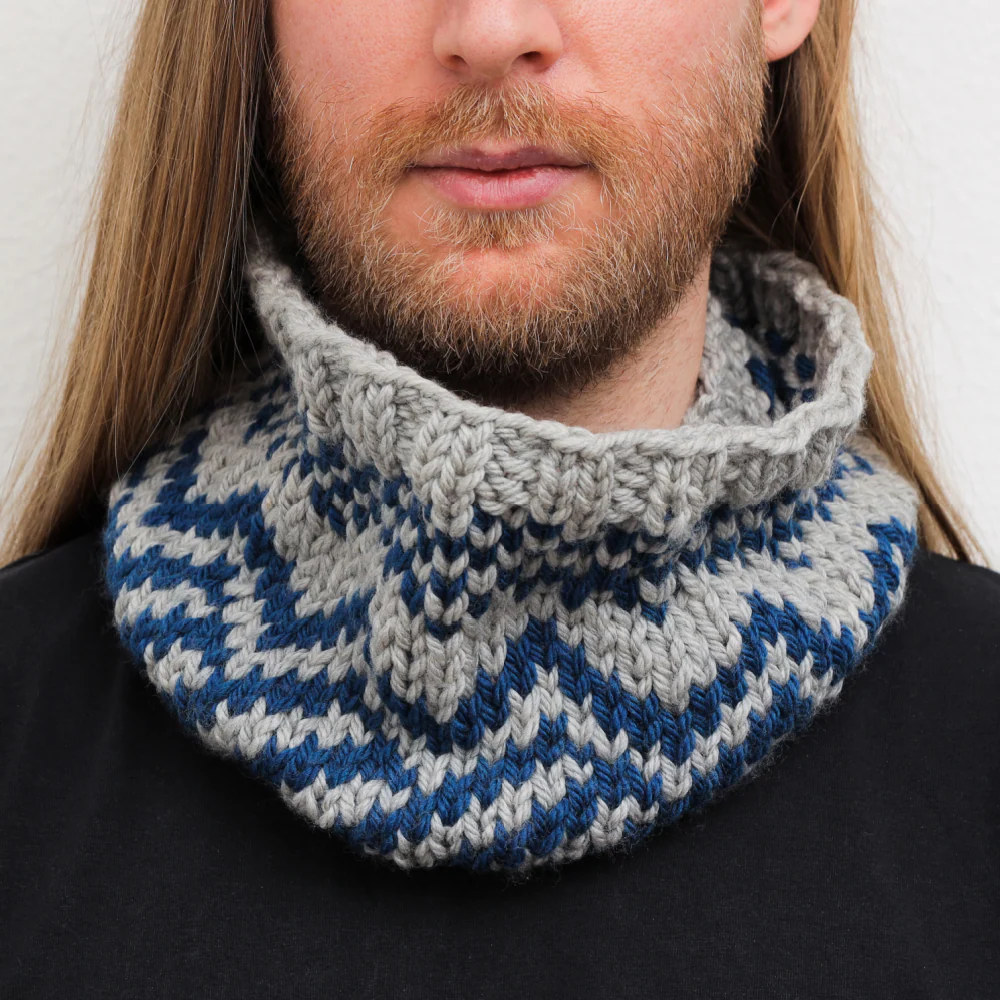 Intro to Colourwork Cowl - Image 4