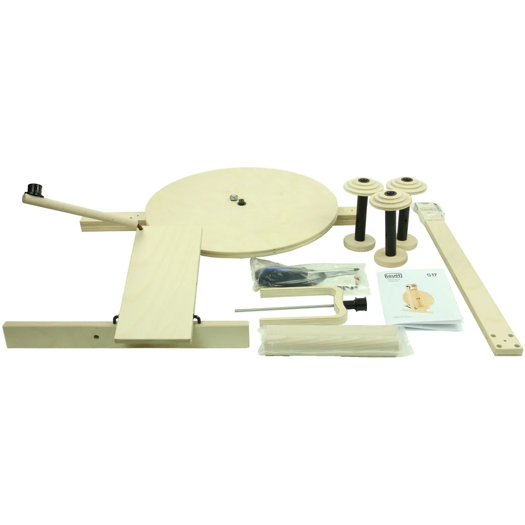 Louet S17 Spinning Wheel - Image 2